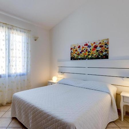 La Casa Delle Zie - Cabras Villa Exterior foto