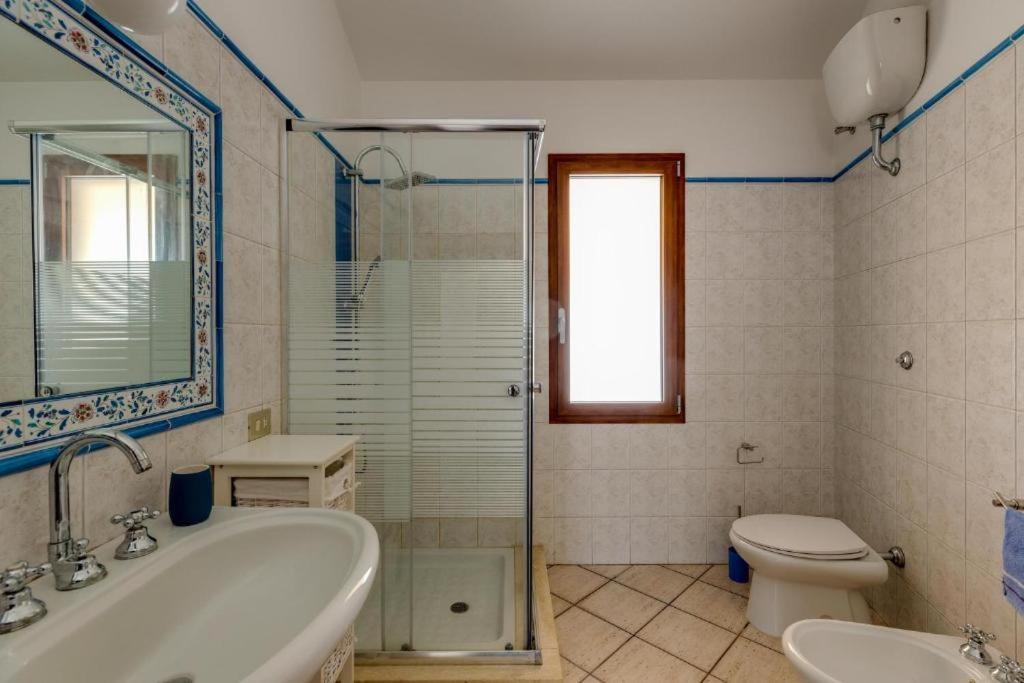 La Casa Delle Zie - Cabras Villa Exterior foto