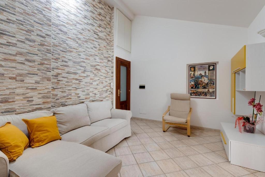 La Casa Delle Zie - Cabras Villa Exterior foto